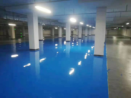 地坪施工案例-001    点击查看详情